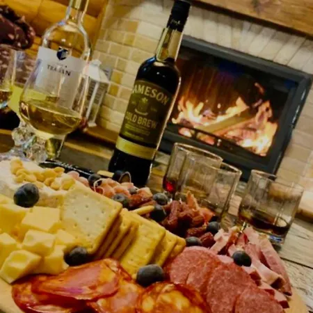 Lavanda окремий з каміном Bukovel