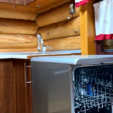 Lavanda окремий з каміном Apartment *